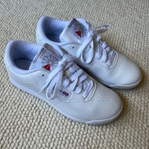 Reebok Princess Women’s Sneaker - size 7.5